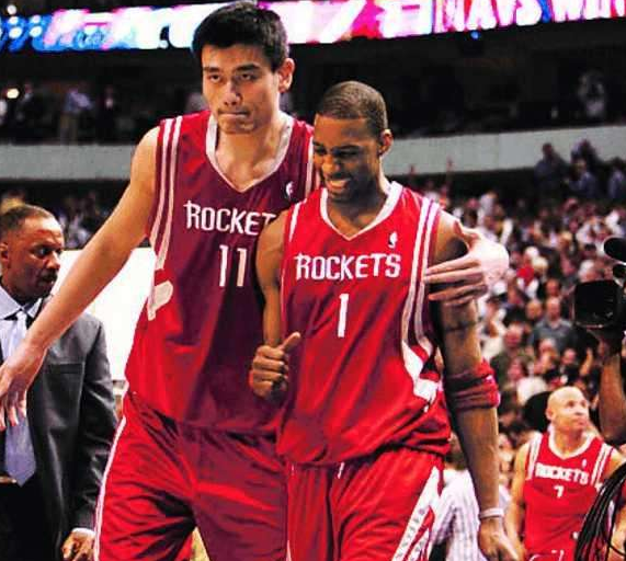 却牵动更高 却牵动更高